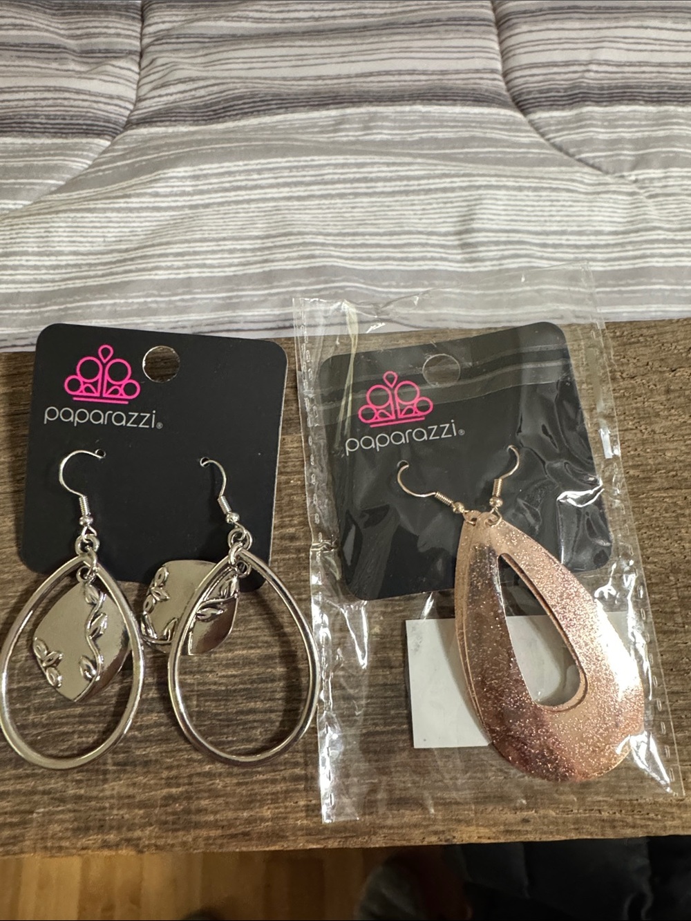 2 Pairs of paparazzi Dangle Earrings